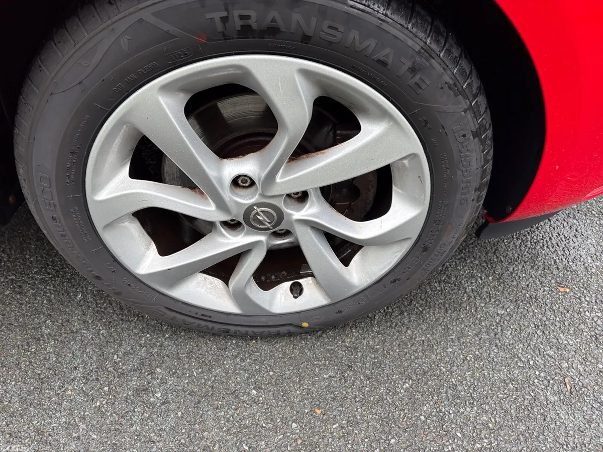 Opel Corsa Hatchback, Diesel, 2018, Red