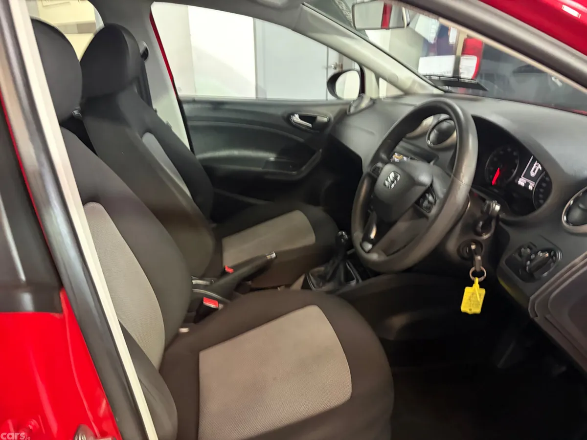 SEAT Ibiza MPV, Petrol, 2016, Red
