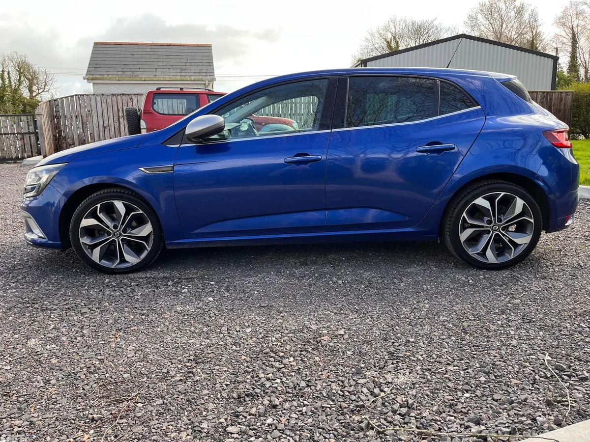 Renault Megane Hatchback, Petrol, 2019, Blue