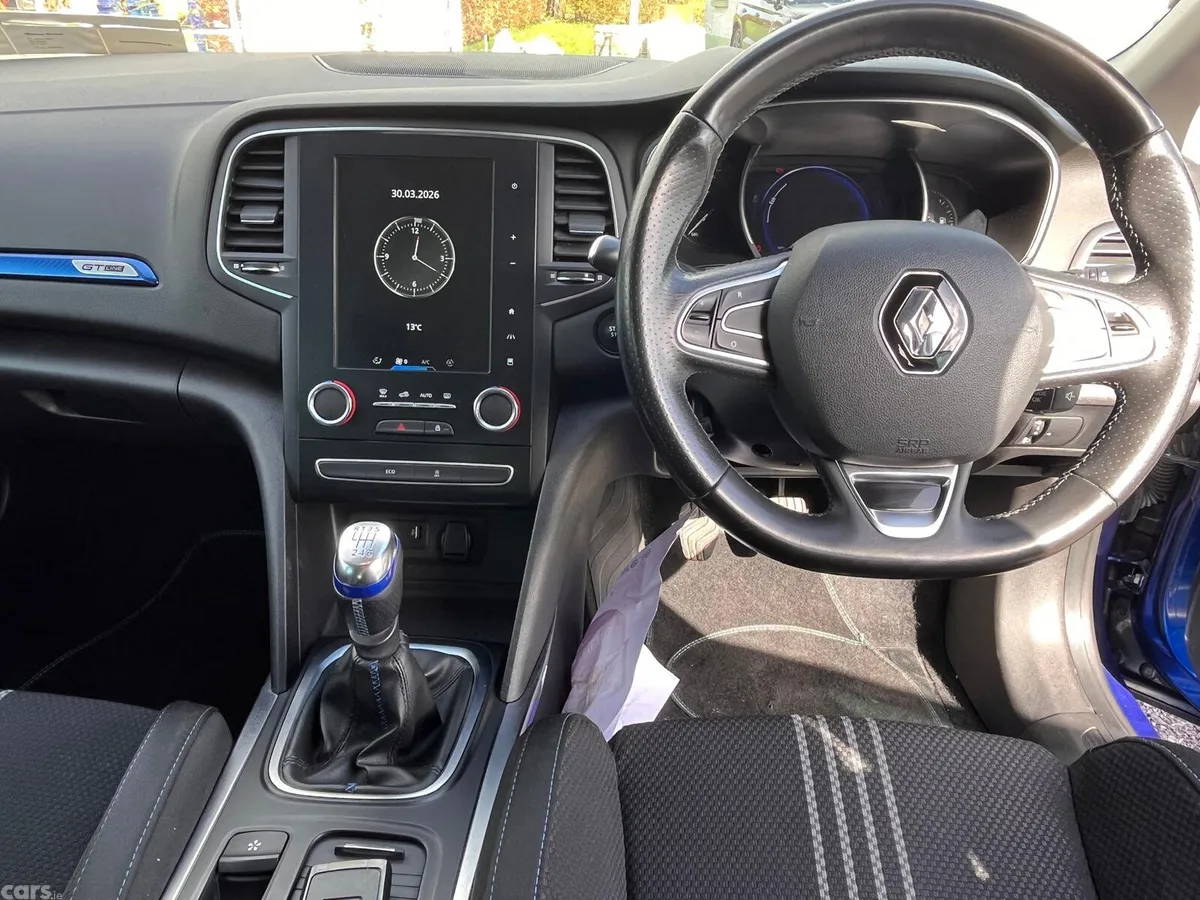 Renault Megane Hatchback, Petrol, 2019, Blue