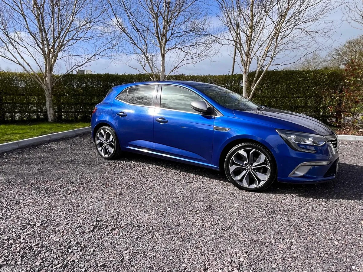Renault Megane Hatchback, Petrol, 2019, Blue