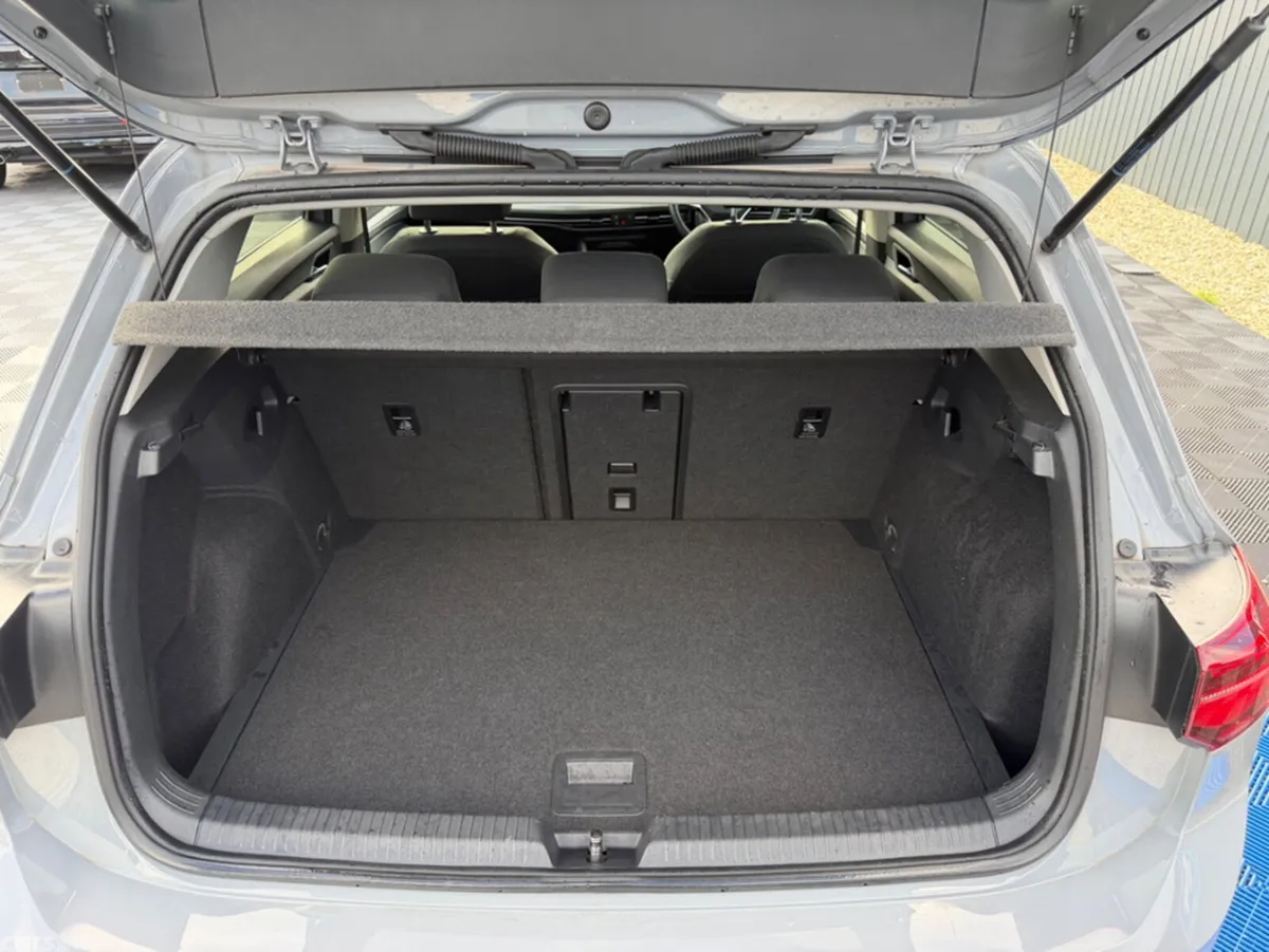 Volkswagen Golf Hatchback, Petrol, 2021, Grey