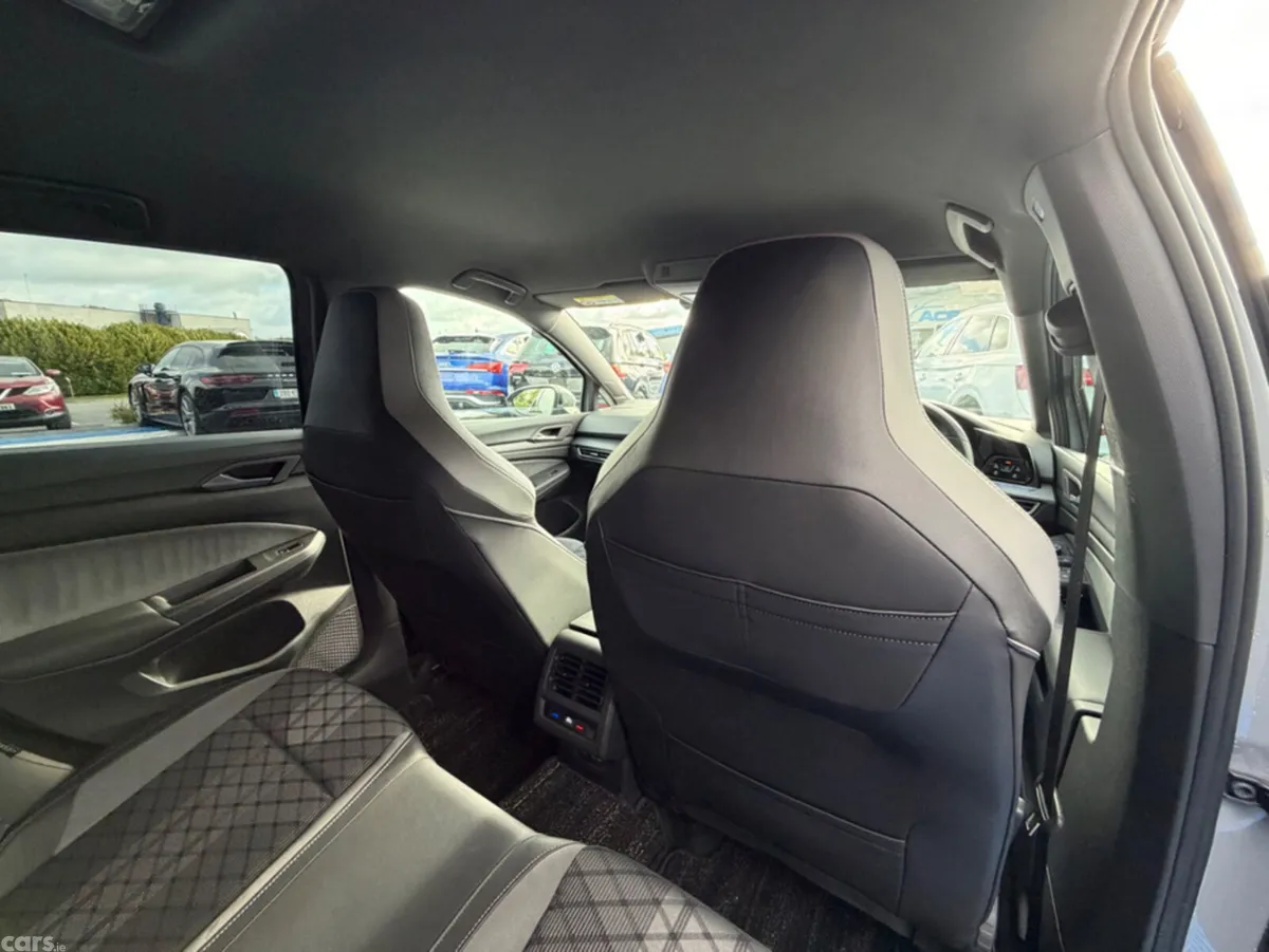 Volkswagen Golf Hatchback, Petrol, 2021, Grey
