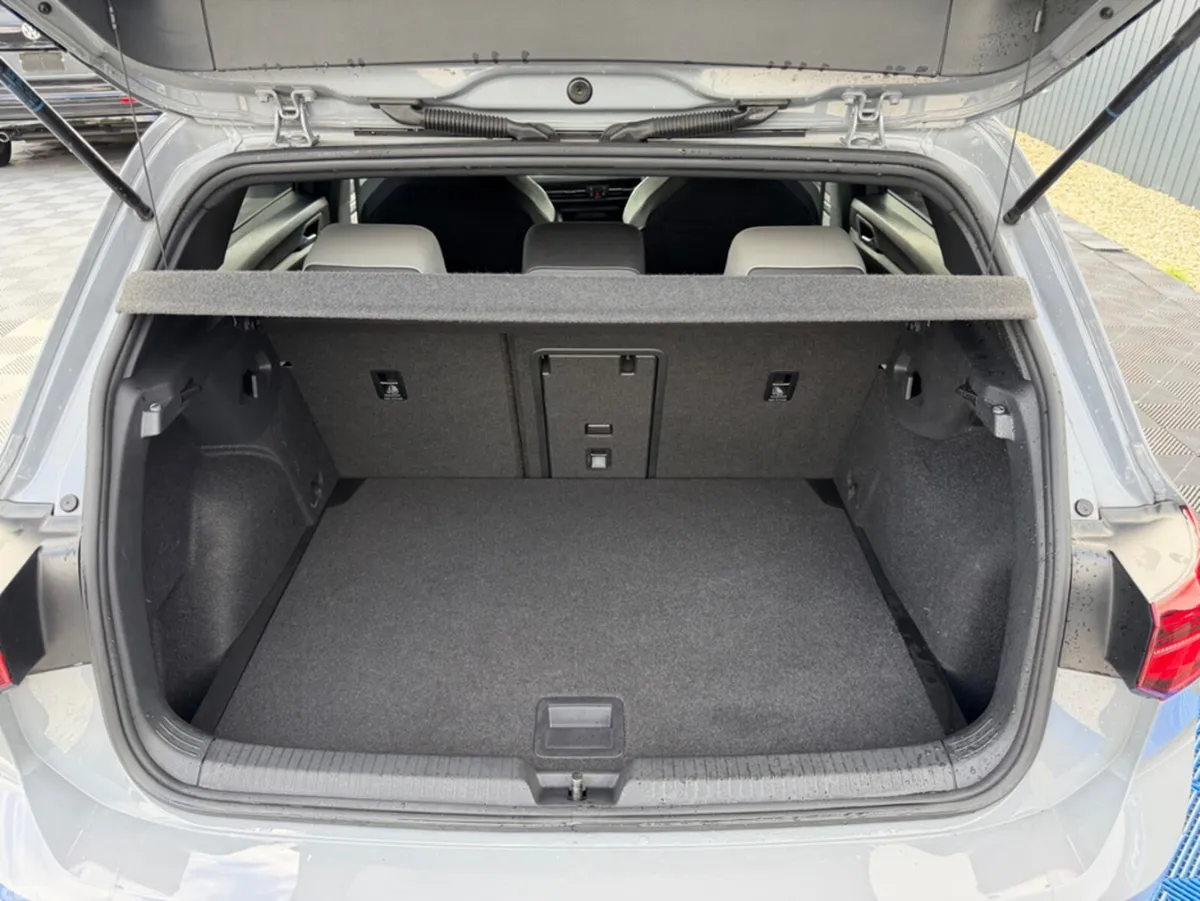 Volkswagen Golf Hatchback, Petrol, 2021, Grey
