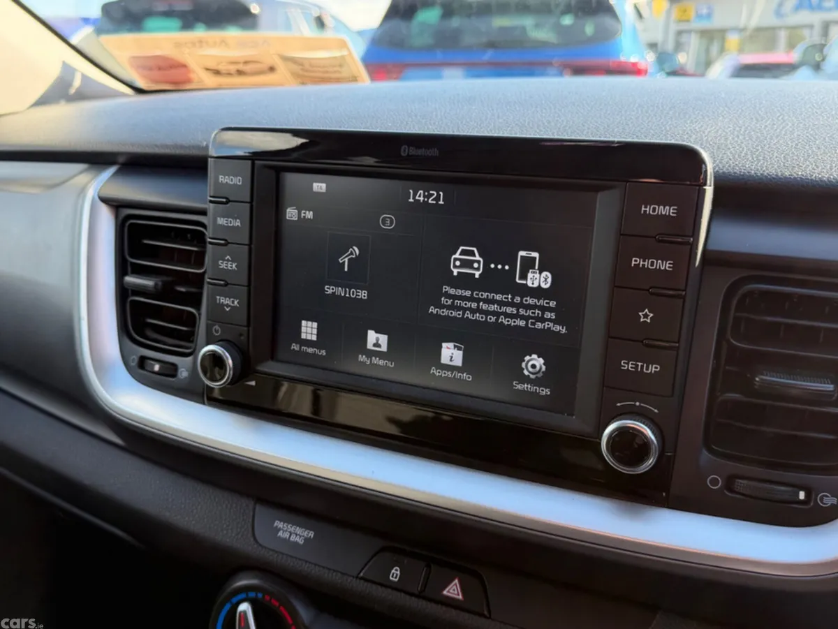 Kia Stonic SUV, Petrol, 2018, Grey