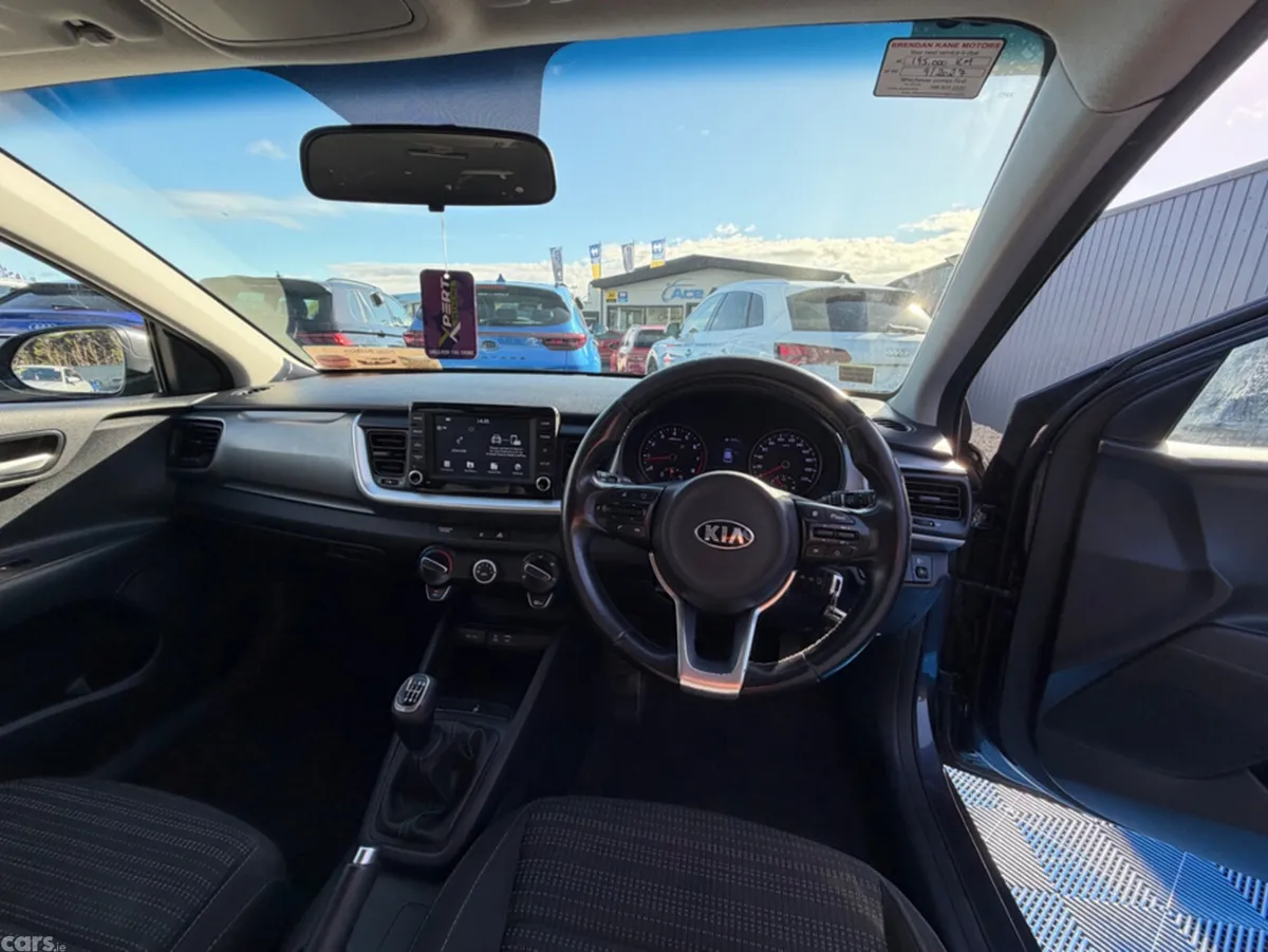 Kia Stonic SUV, Petrol, 2018, Grey