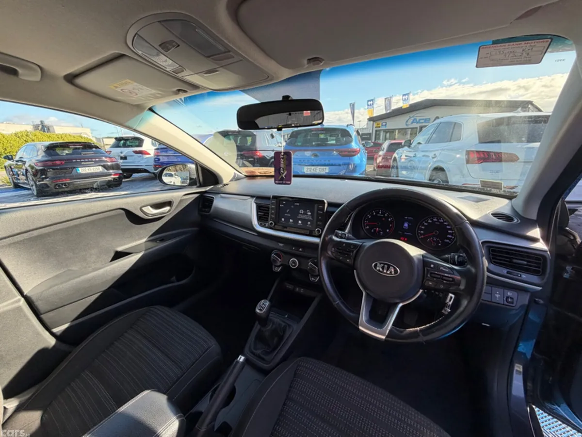 Kia Stonic SUV, Petrol, 2018, Grey