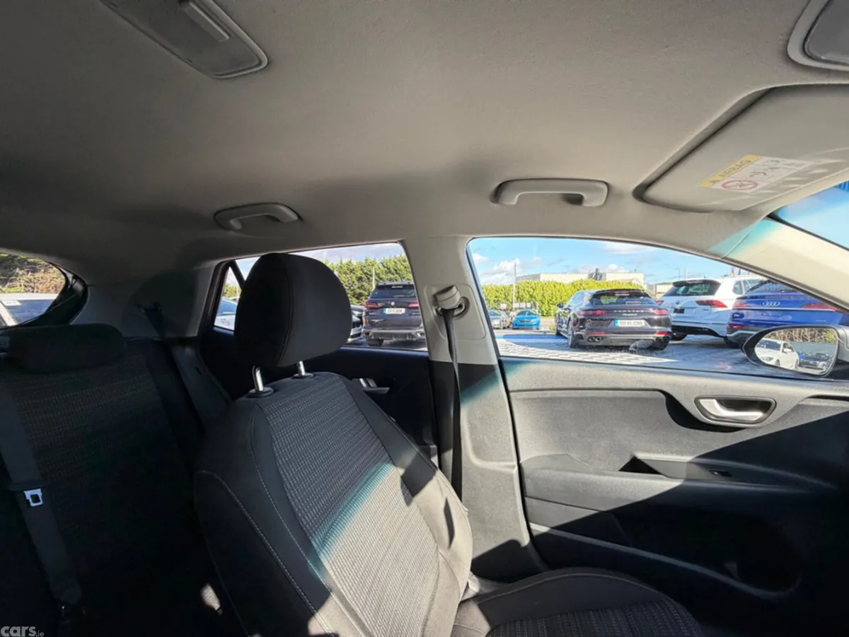 Kia Stonic SUV, Petrol, 2018, Grey