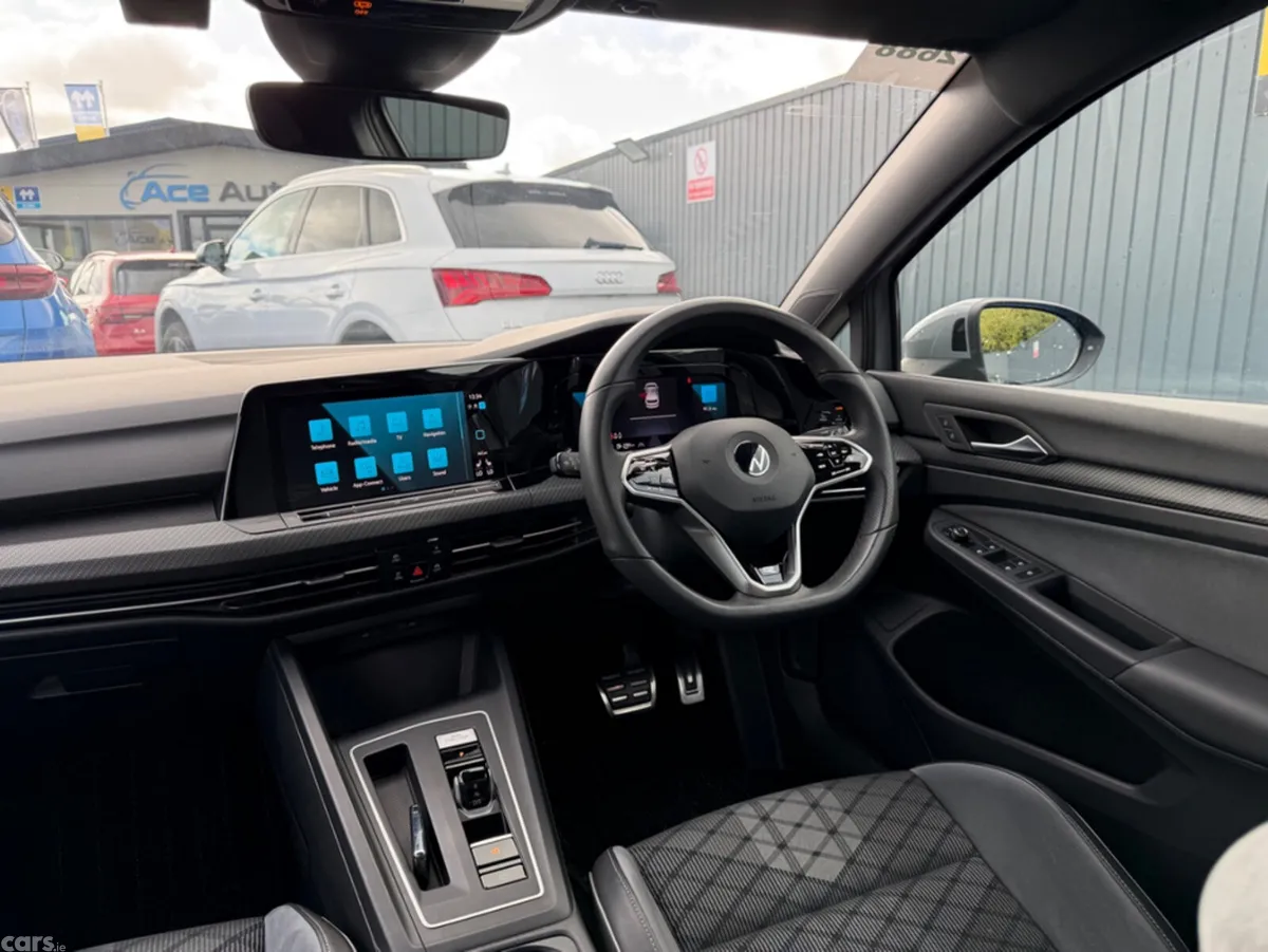 Volkswagen Golf Hatchback, Petrol, 2021, Grey