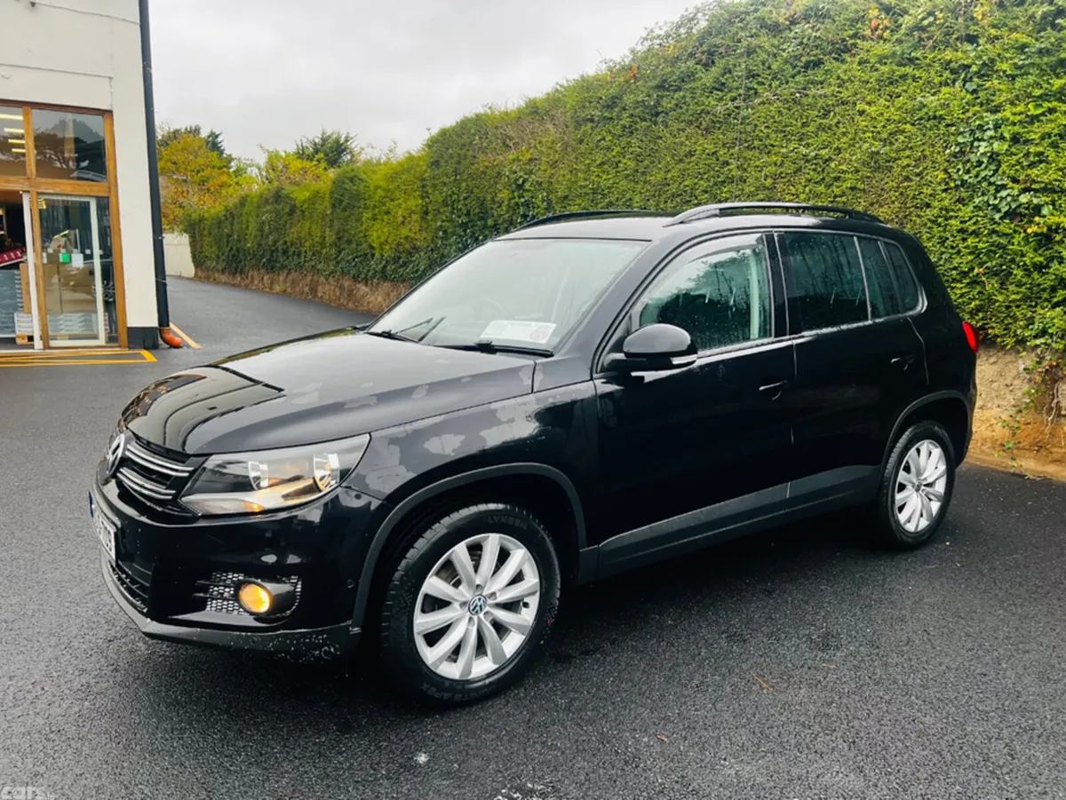 Volkswagen Tiguan SUV, Diesel, 2013, Black