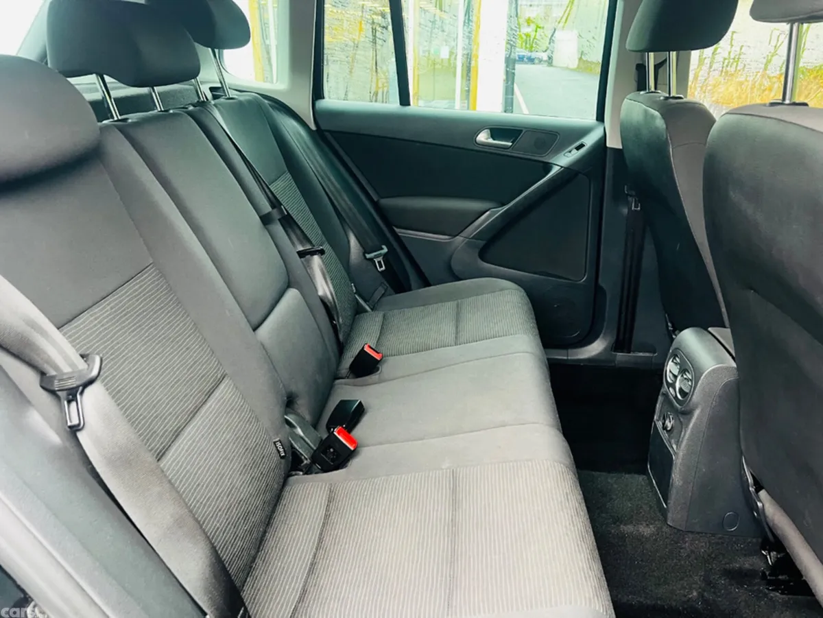 Volkswagen Tiguan SUV, Diesel, 2013, Black