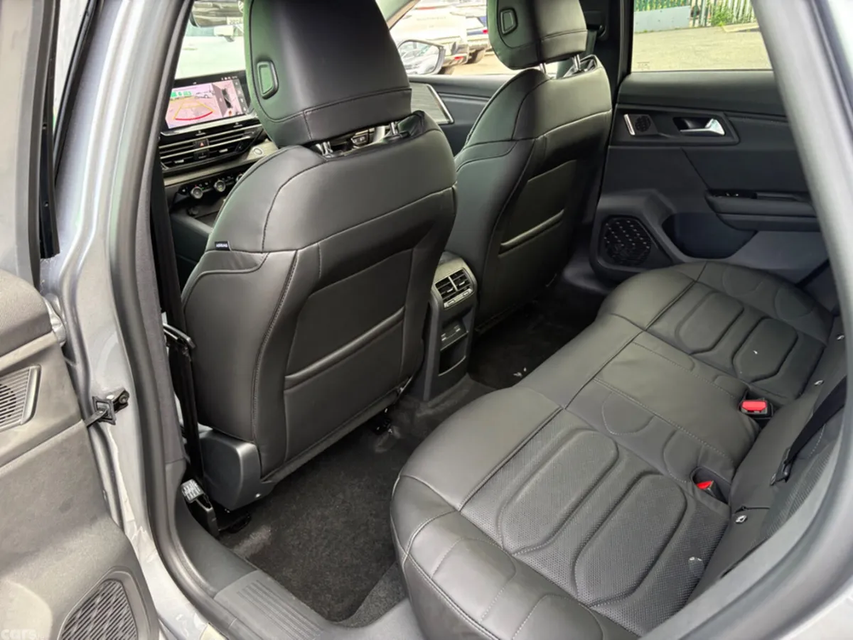 Citroen C5 X MPV, Petrol Plug-in Hybrid, 2026, Grey