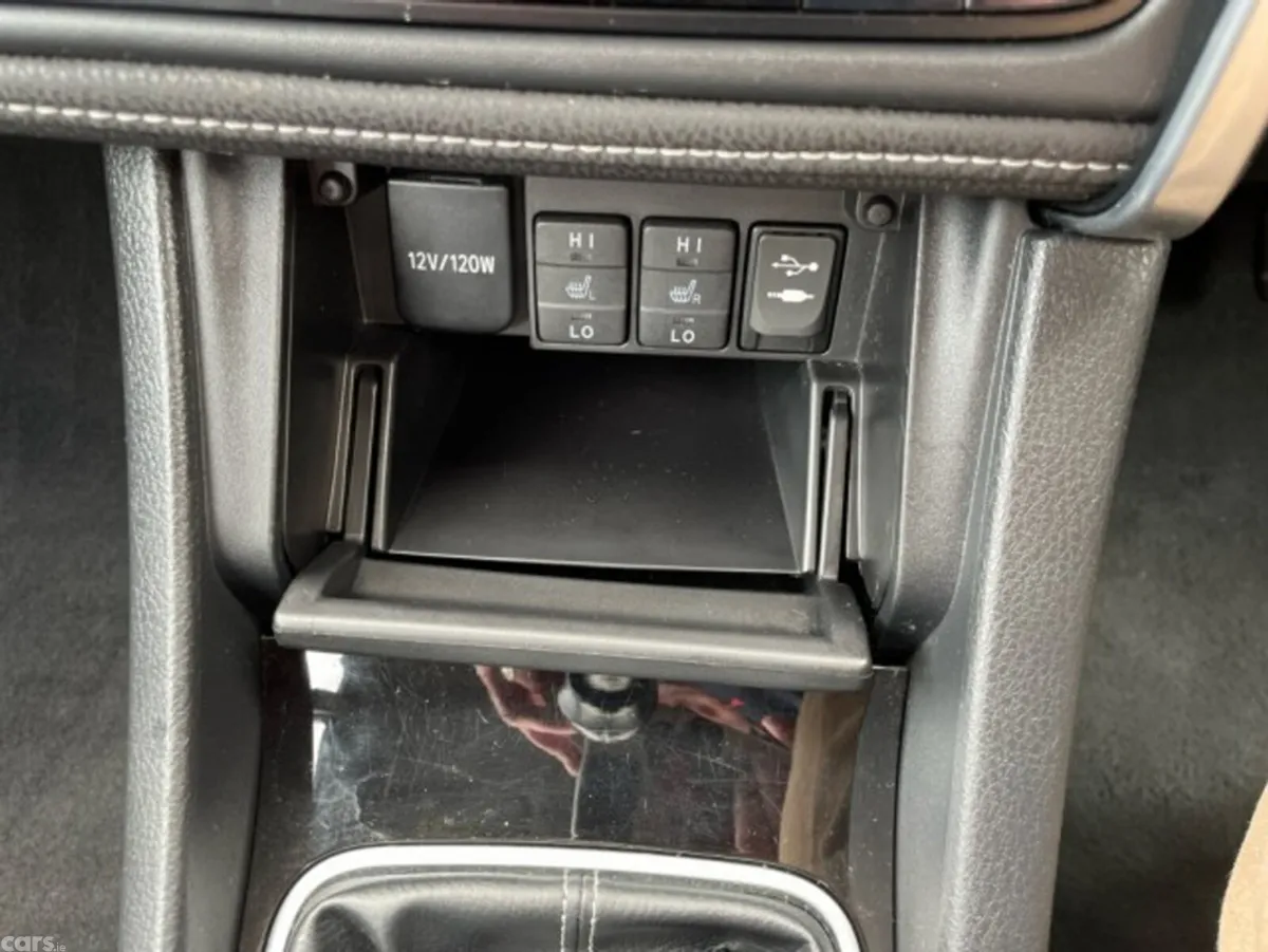 Toyota Corolla Saloon, Petrol, 2018, Grey