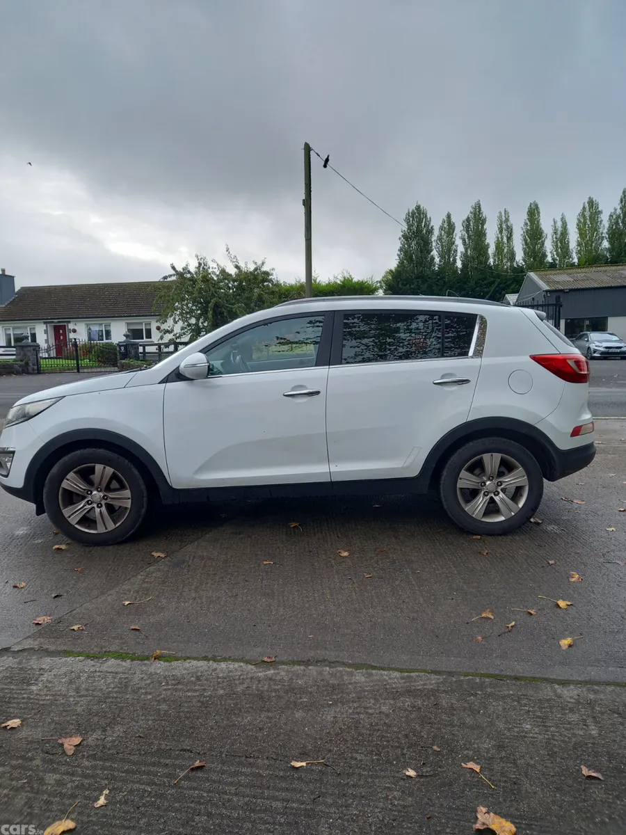 Kia Sportage SUV, Diesel, 2013, White