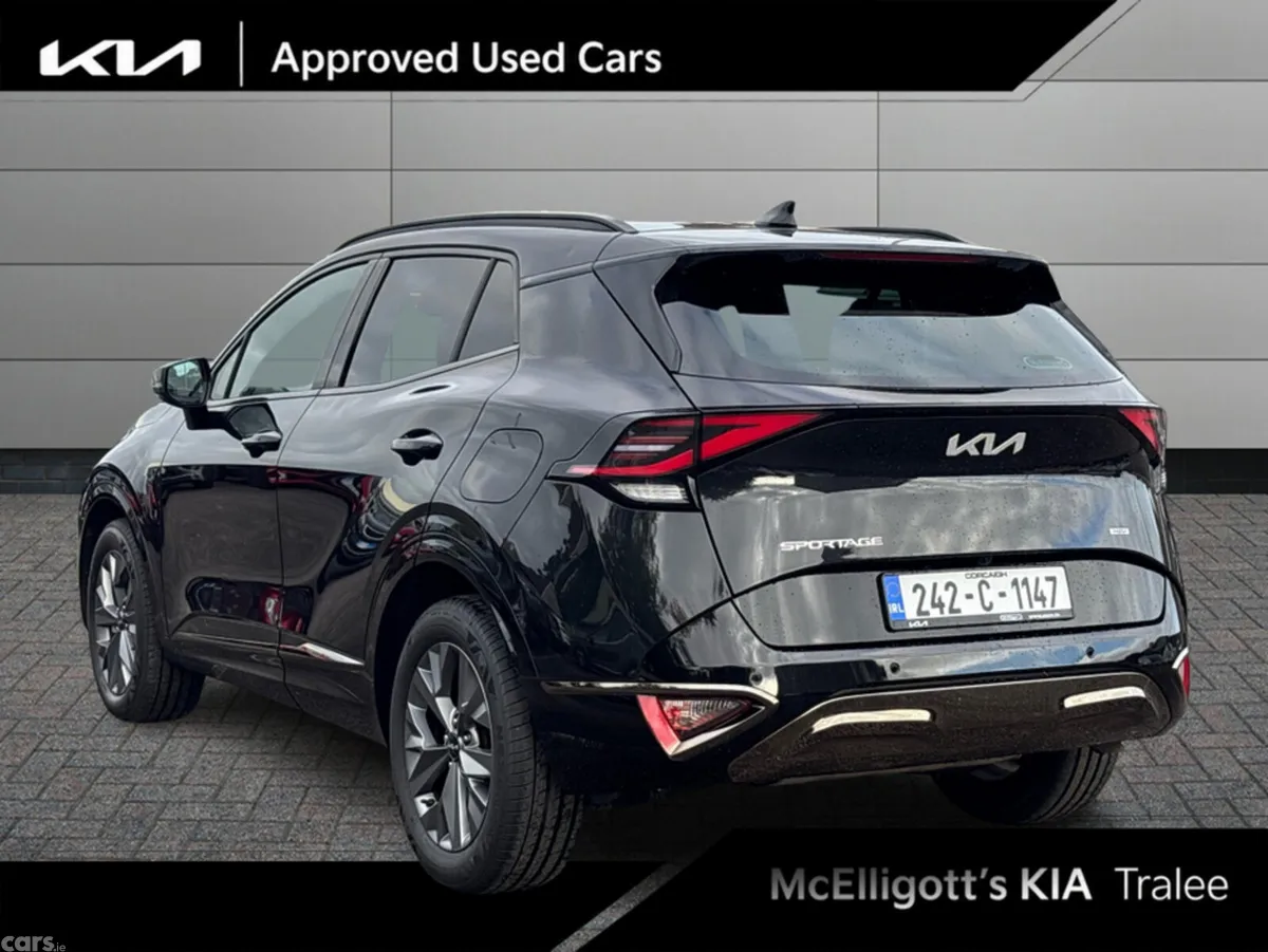 Kia Sportage MPV, Petrol Plug-in Hybrid, 2024, Black