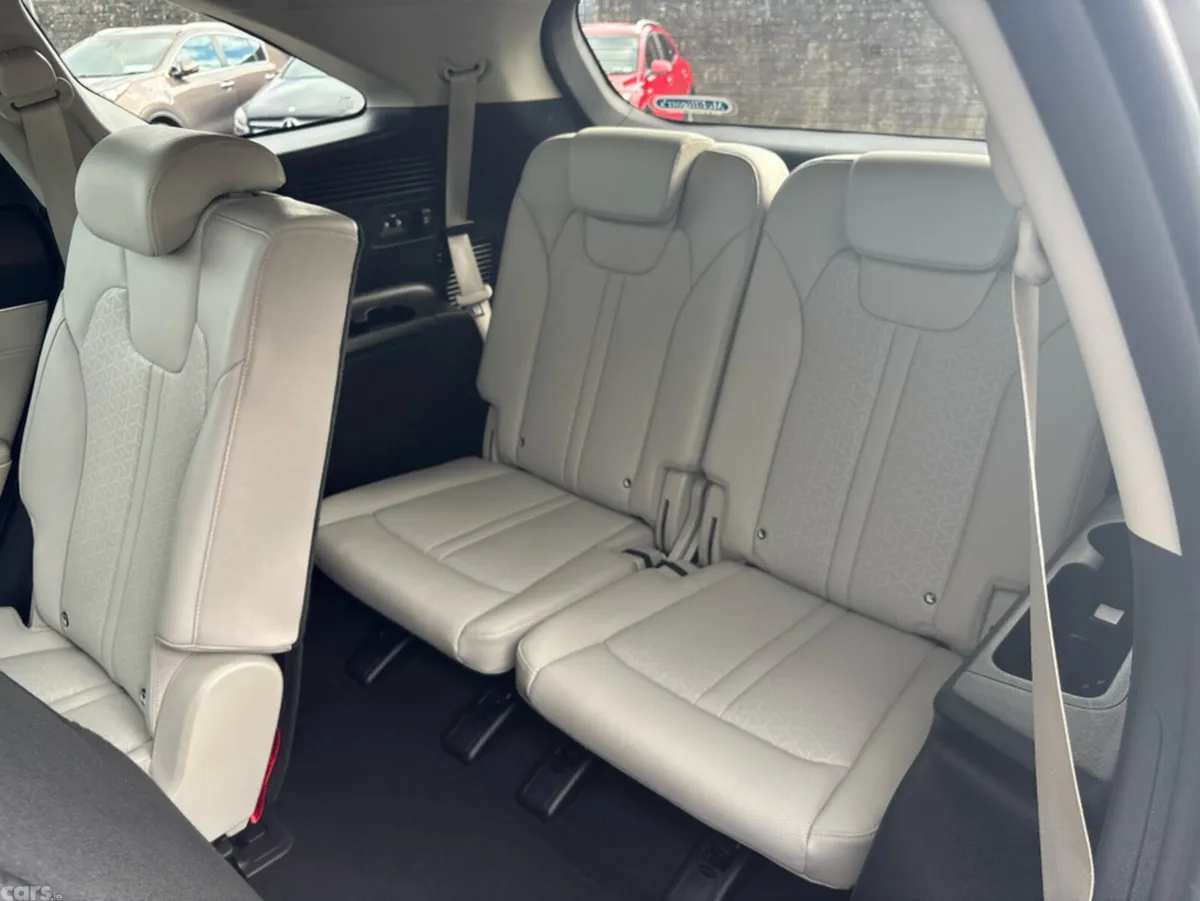 Kia Sorento MPV, Diesel, 2023, Grey