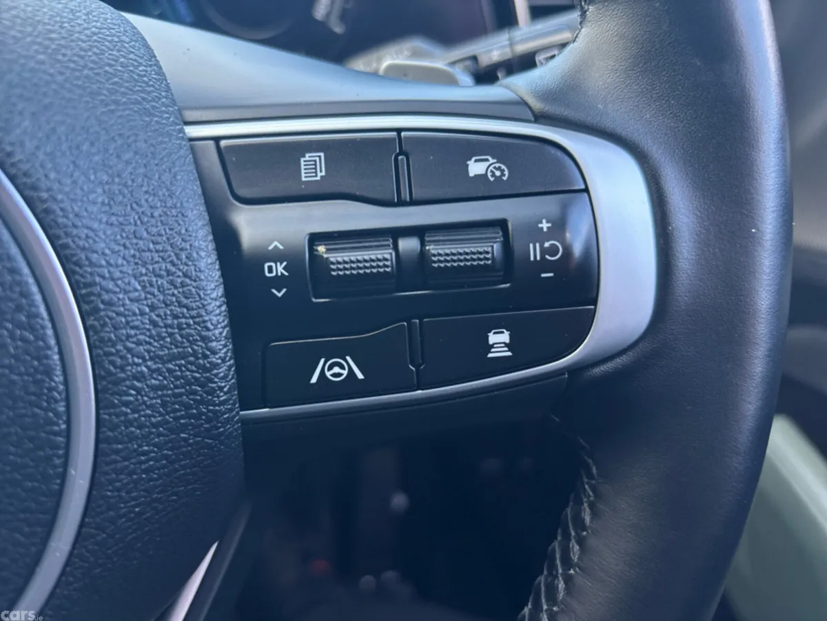 Kia Sportage MPV, Petrol Plug-in Hybrid, 2025, Grey