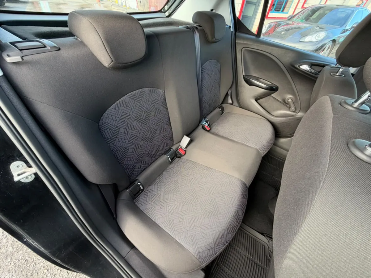 Opel Corsa Hatchback, Petrol, 2018, Black