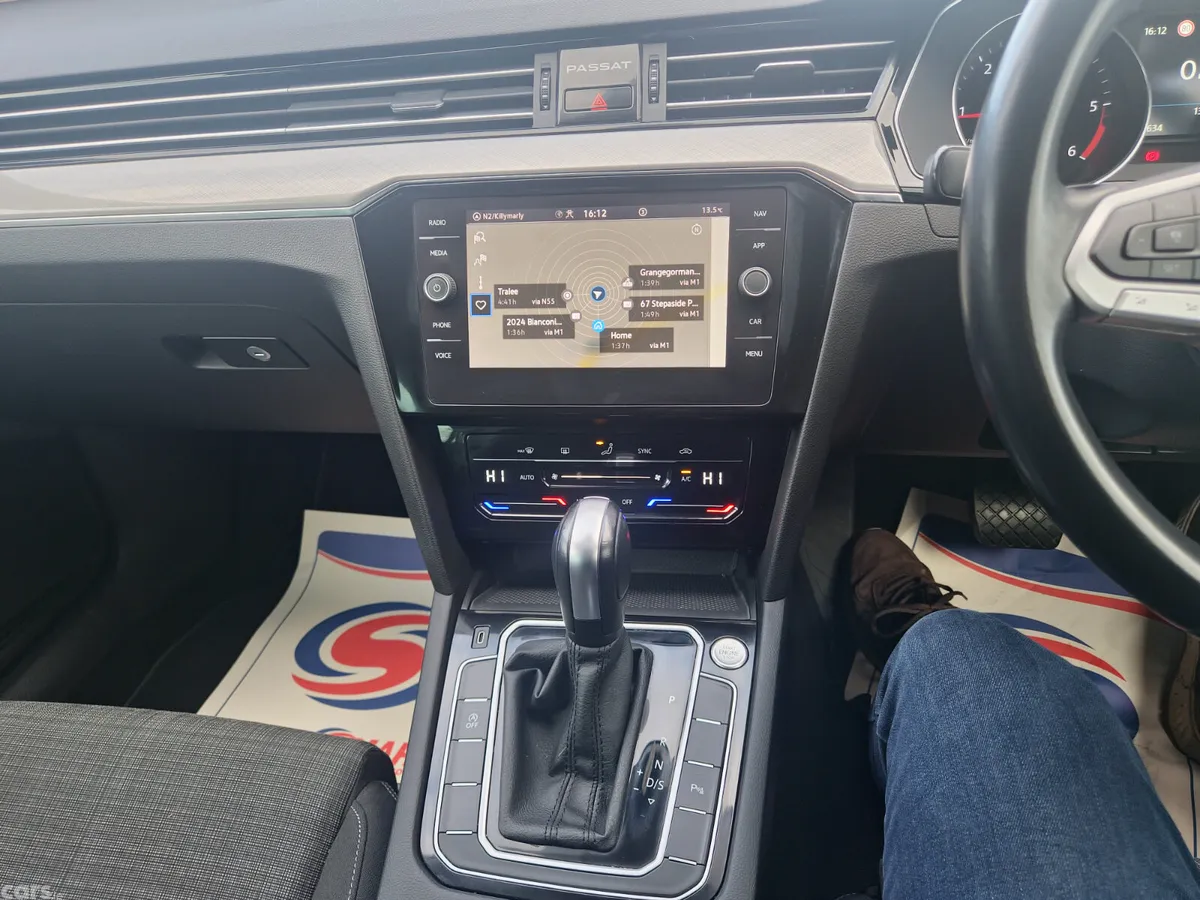 Volkswagen Passat Estate, Diesel, 2022, Grey
