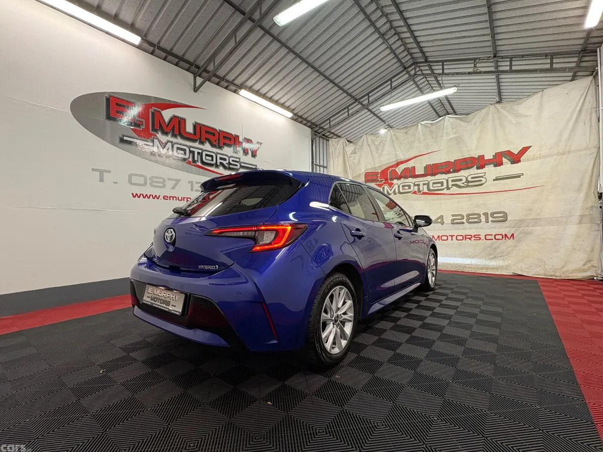 Toyota Corolla Hatchback, Petrol Hybrid, 2023, Blue