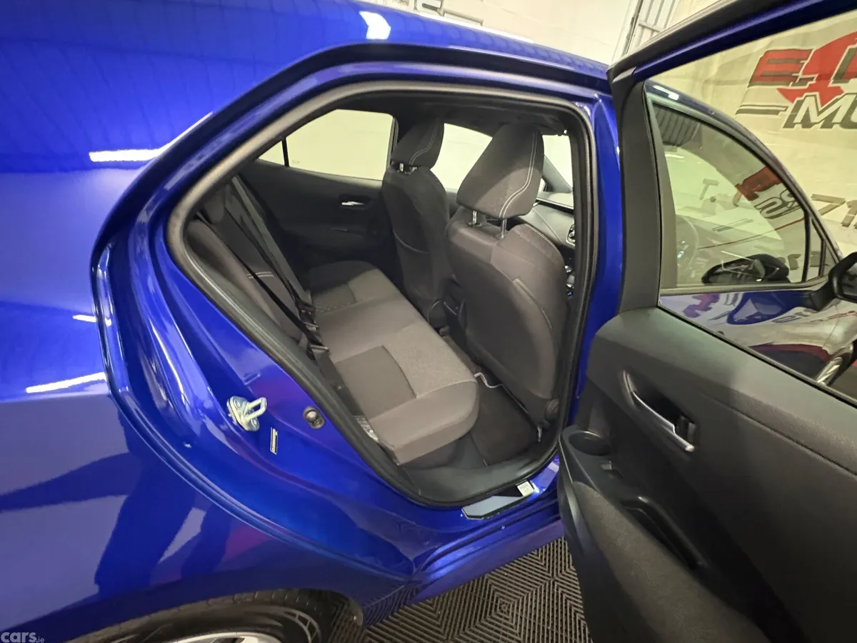Toyota Corolla Hatchback, Petrol Hybrid, 2023, Blue