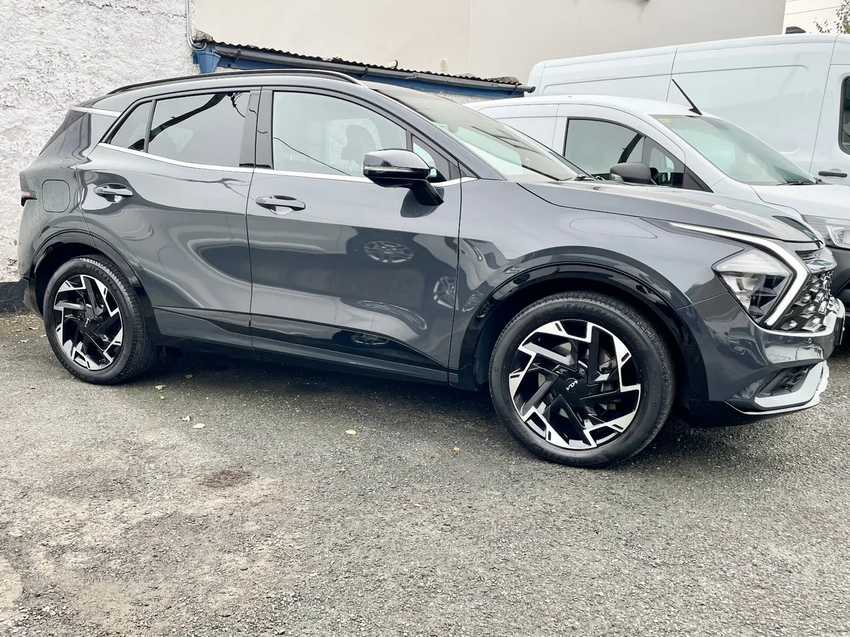 Kia Sportage SUV, Petrol Plug-in Hybrid, 2024, Grey