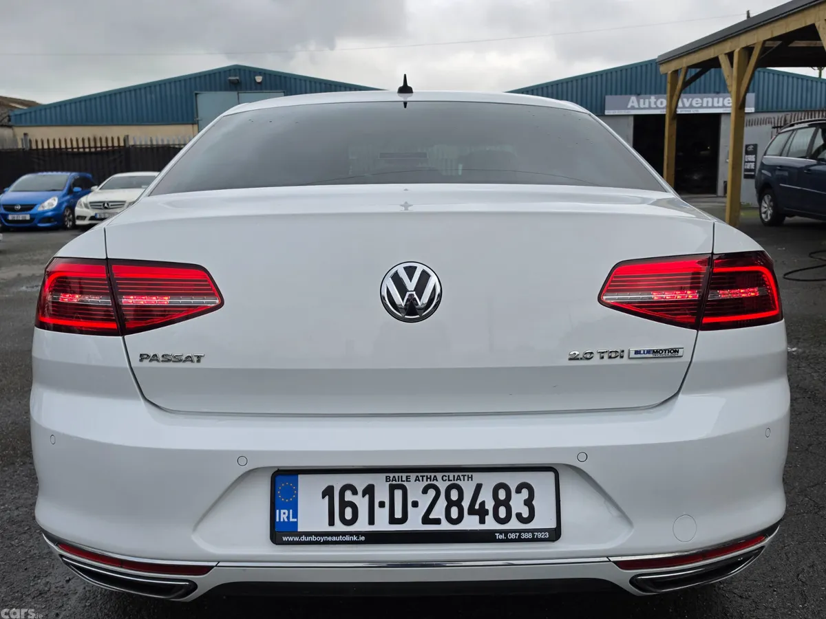 Volkswagen Passat Saloon, Diesel, 2016, White