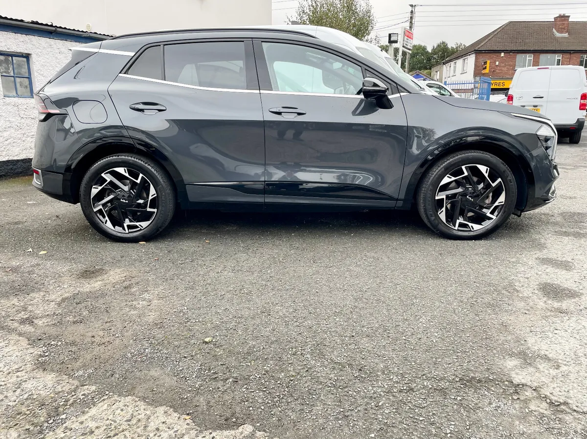 Kia Sportage SUV, Petrol Plug-in Hybrid, 2024, Grey