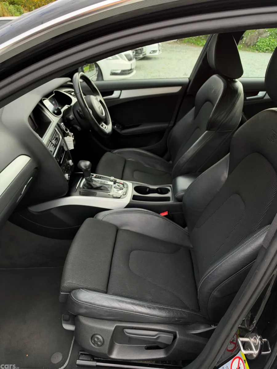Audi A4 Saloon, Diesel, 2014, Black