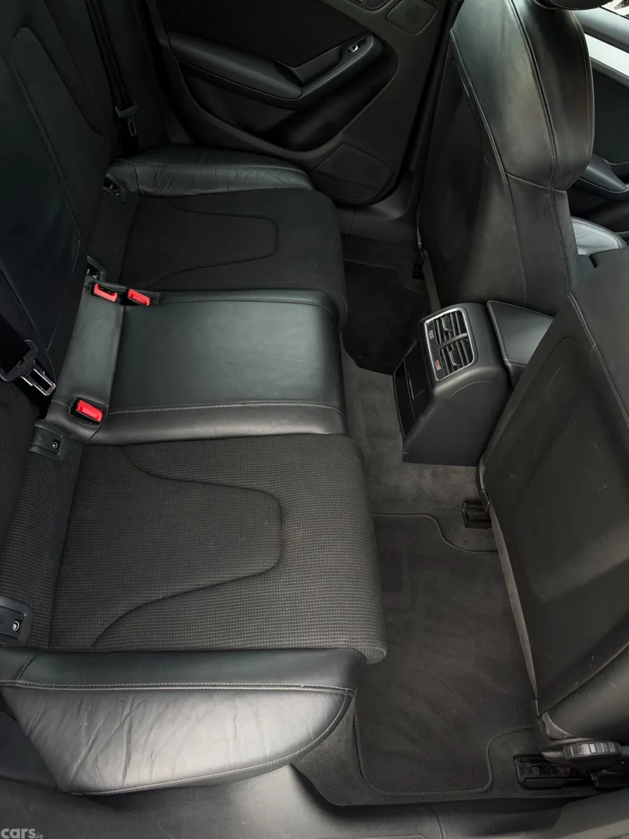 Audi A4 Saloon, Diesel, 2014, Black