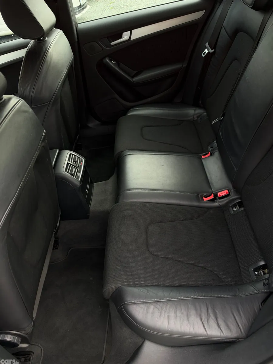 Audi A4 Saloon, Diesel, 2014, Black