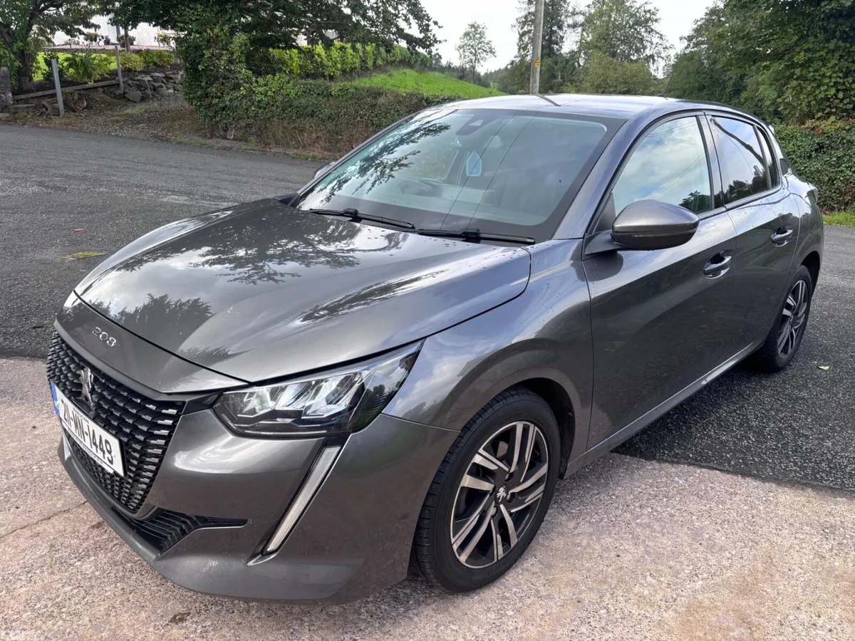 Peugeot 208 Hatchback, Petrol, 2021, Grey