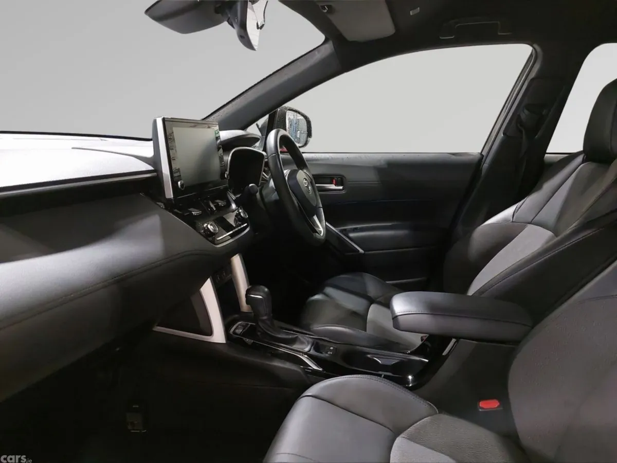 Toyota Corolla Hatchback, Petrol Hybrid, 2023, Black