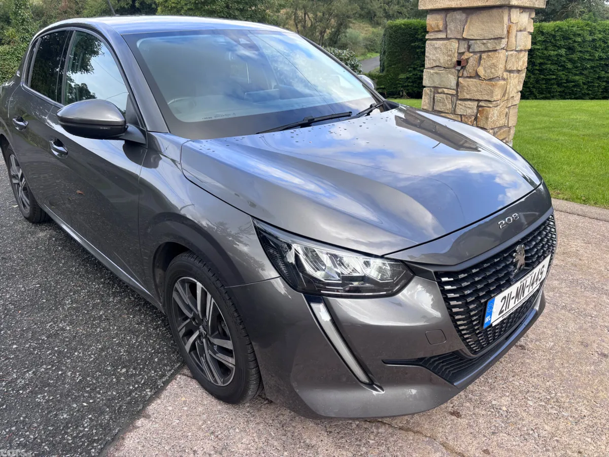 Peugeot 208 Hatchback, Petrol, 2021, Grey