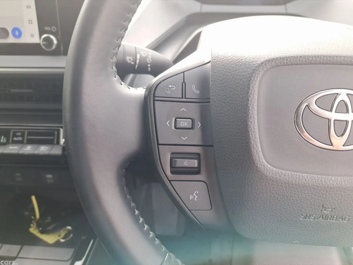 Toyota Prius Hatchback, Petrol Hybrid, 2023, White