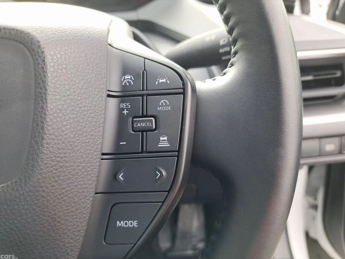 Toyota Prius Hatchback, Petrol Hybrid, 2023, White
