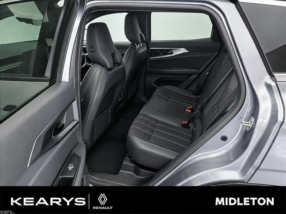 Renault Austral SUV, Petrol Hybrid, 2024, Grey