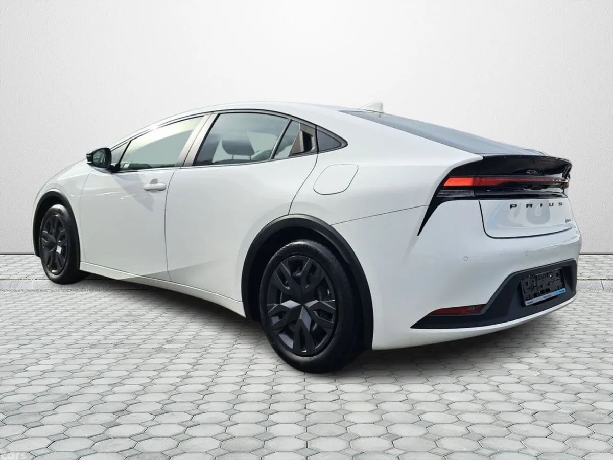 Toyota Prius Hatchback, Petrol Hybrid, 2023, White