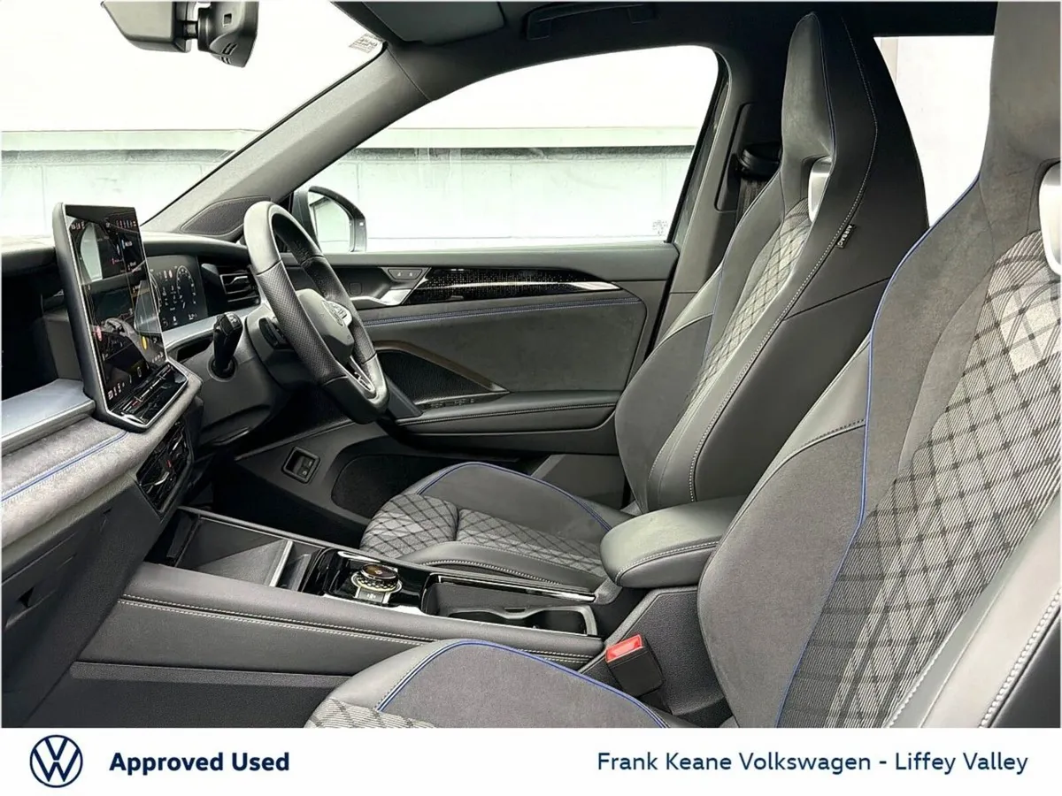 Volkswagen Tayron SUV, Petrol Plug-in Hybrid, 2026, Grey