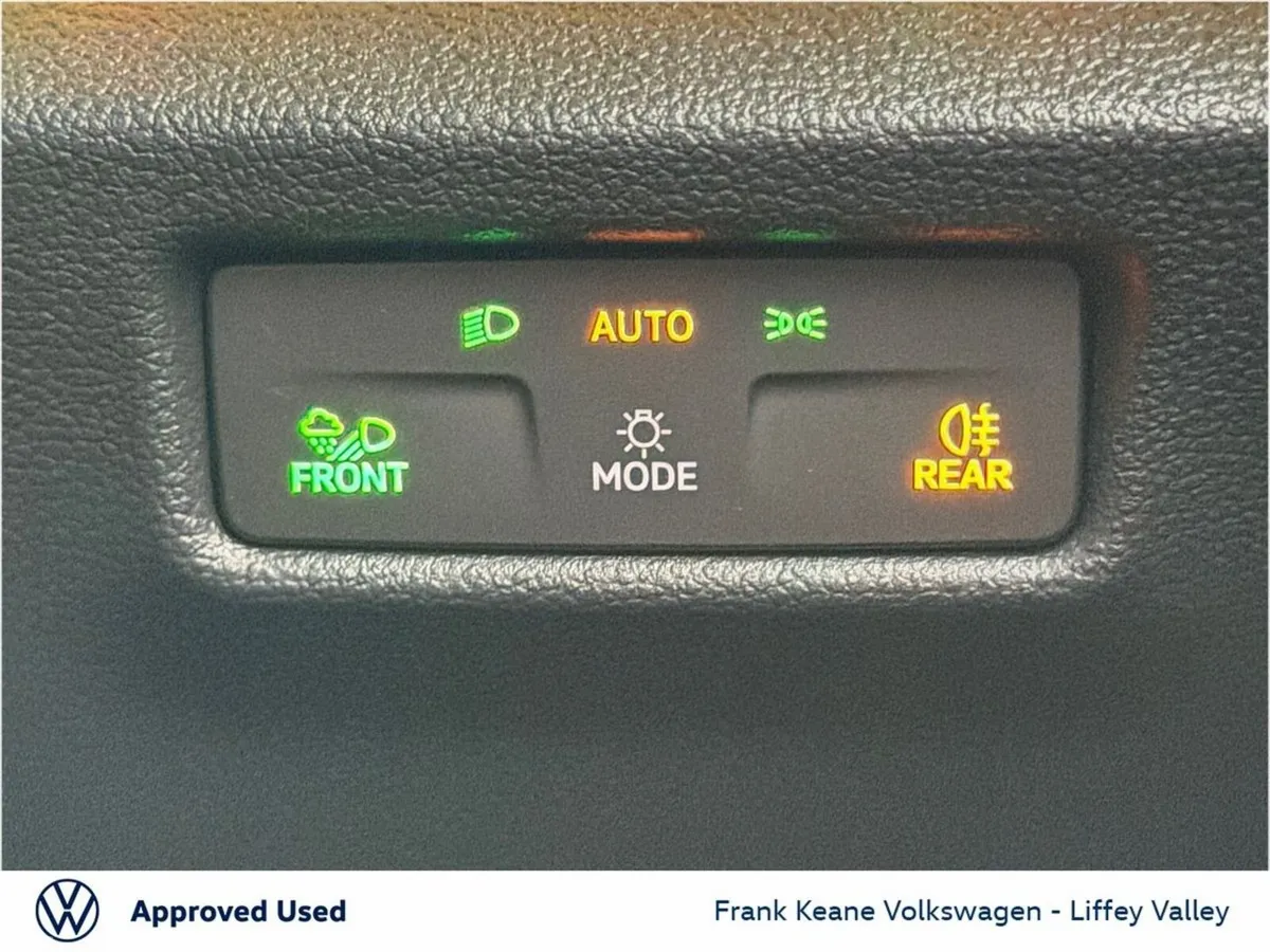 Volkswagen Tayron SUV, Petrol Plug-in Hybrid, 2026, Grey