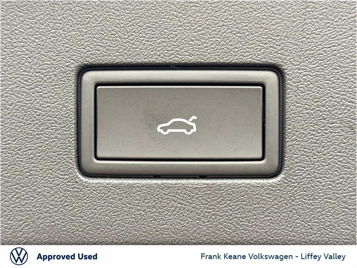 Volkswagen Tayron SUV, Petrol Plug-in Hybrid, 2026, Grey