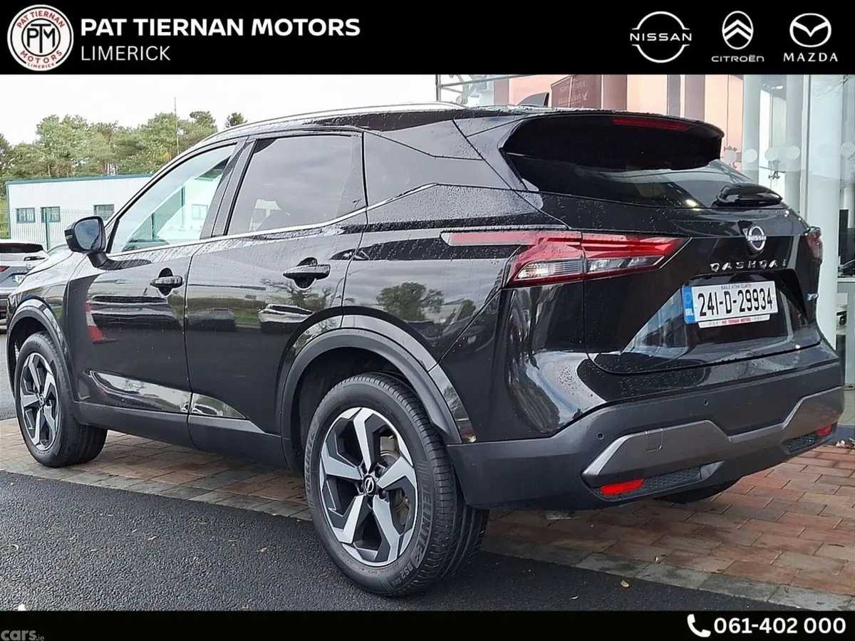 Nissan Qashqai MPV, Petrol, 2024, Black