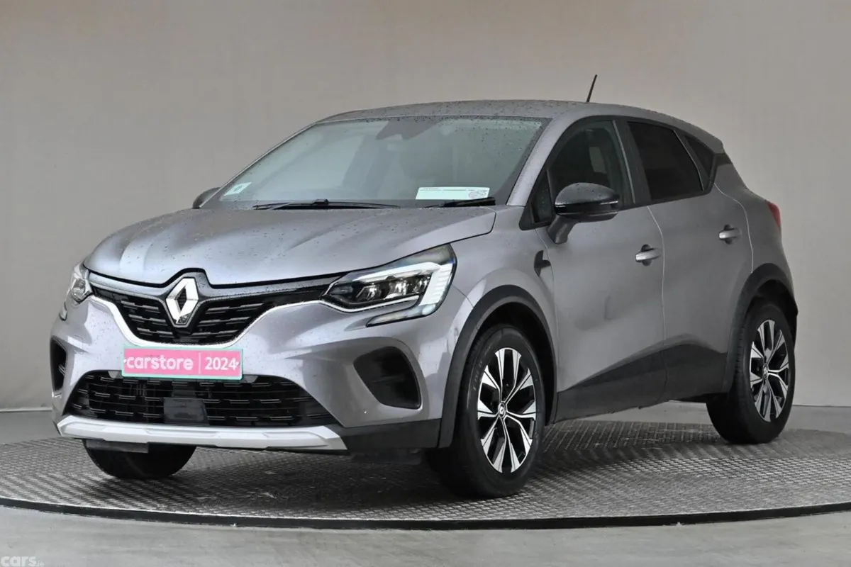 Renault Captur SUV, Petrol, 2024, Grey