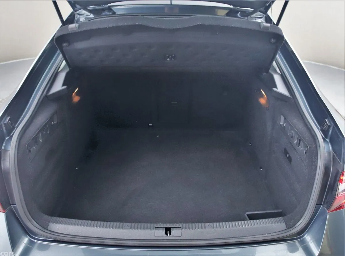 Skoda Superb Saloon, Diesel, 2017, Grey