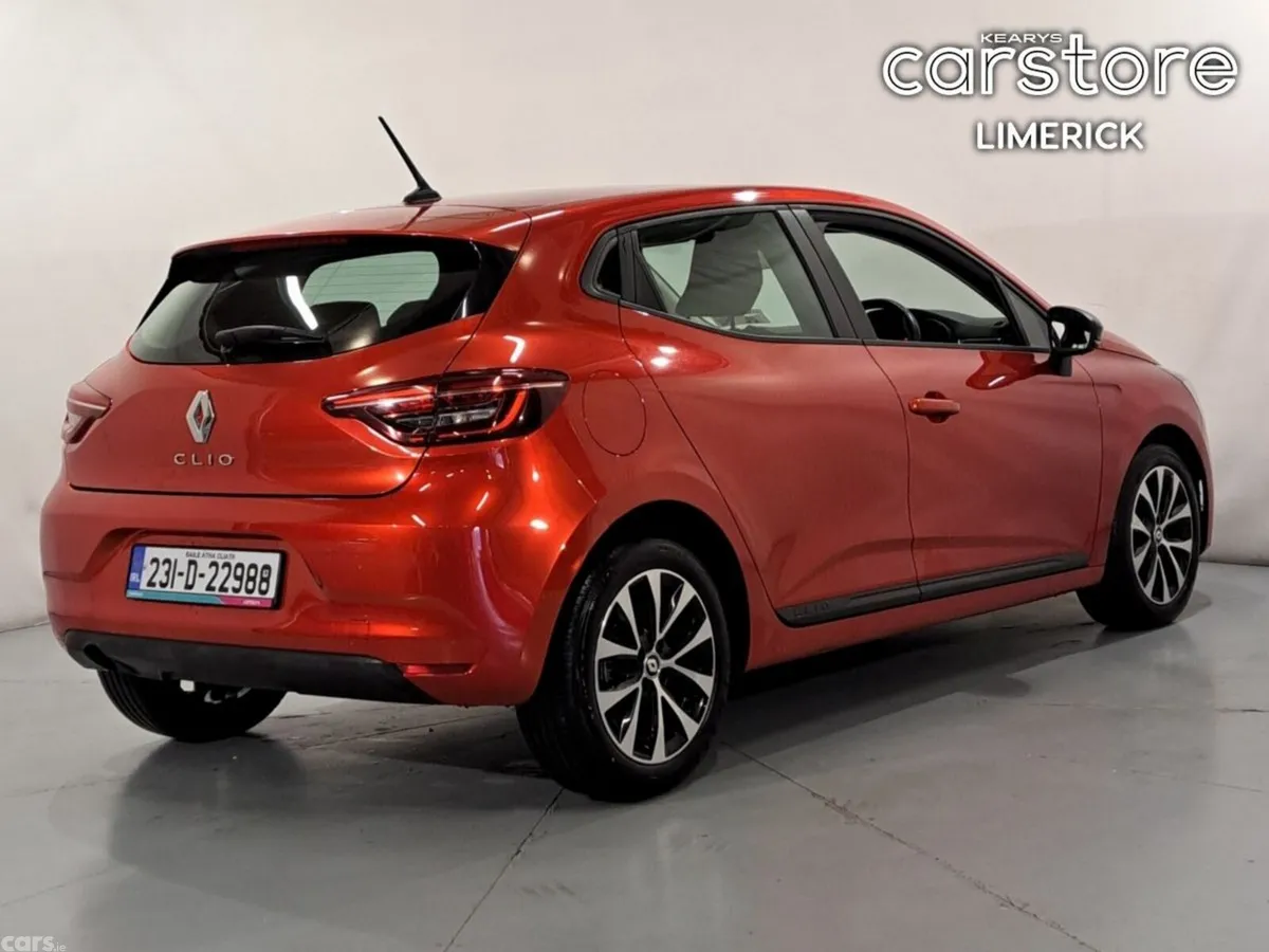 Renault Clio Hatchback, Petrol, 2023, Red
