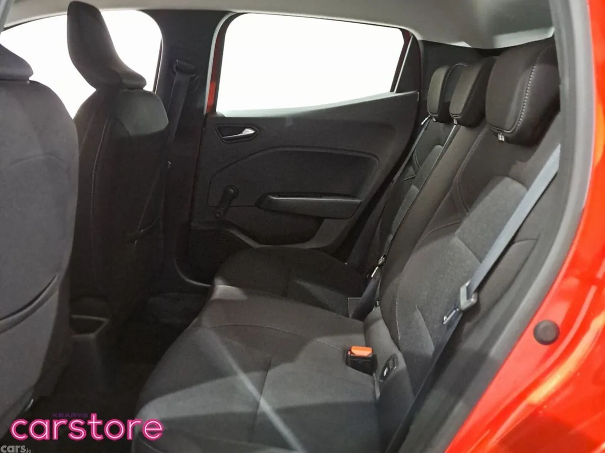 Renault Clio Hatchback, Petrol, 2023, Red