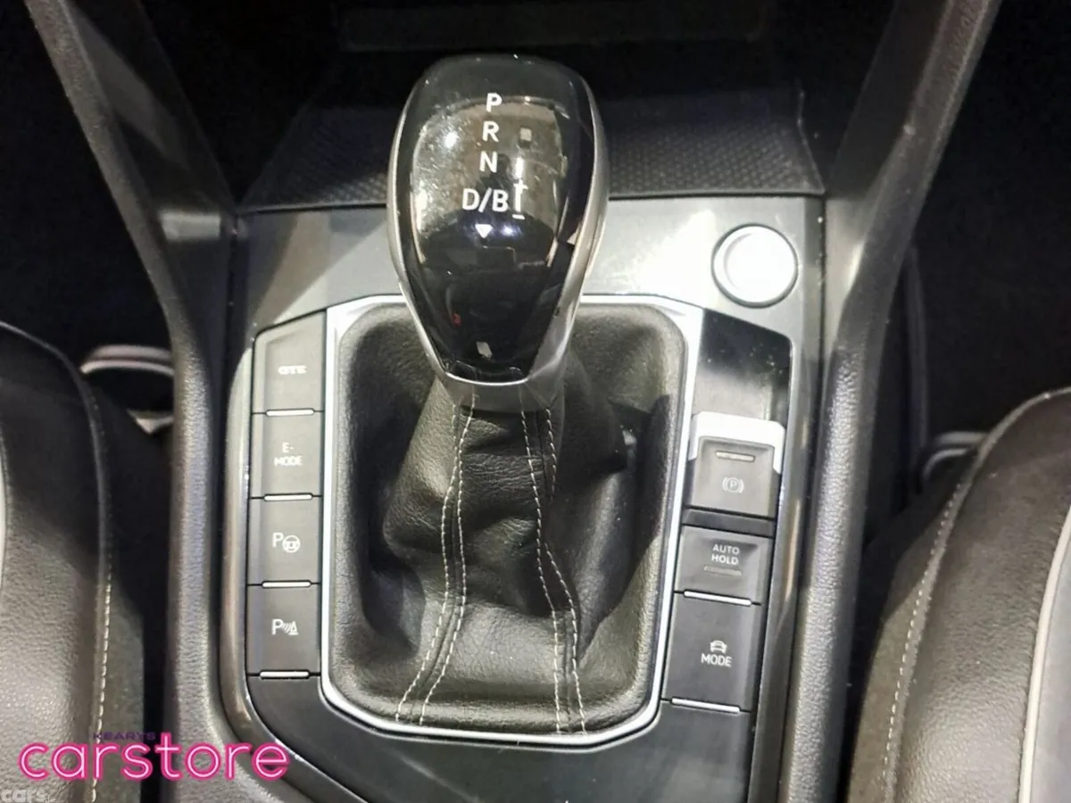 Volkswagen Tiguan SUV, Petrol Hybrid, 2024, Grey