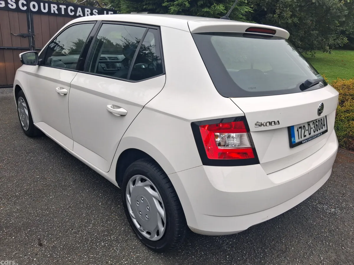 Skoda Fabia Hatchback, Petrol, 2017, White