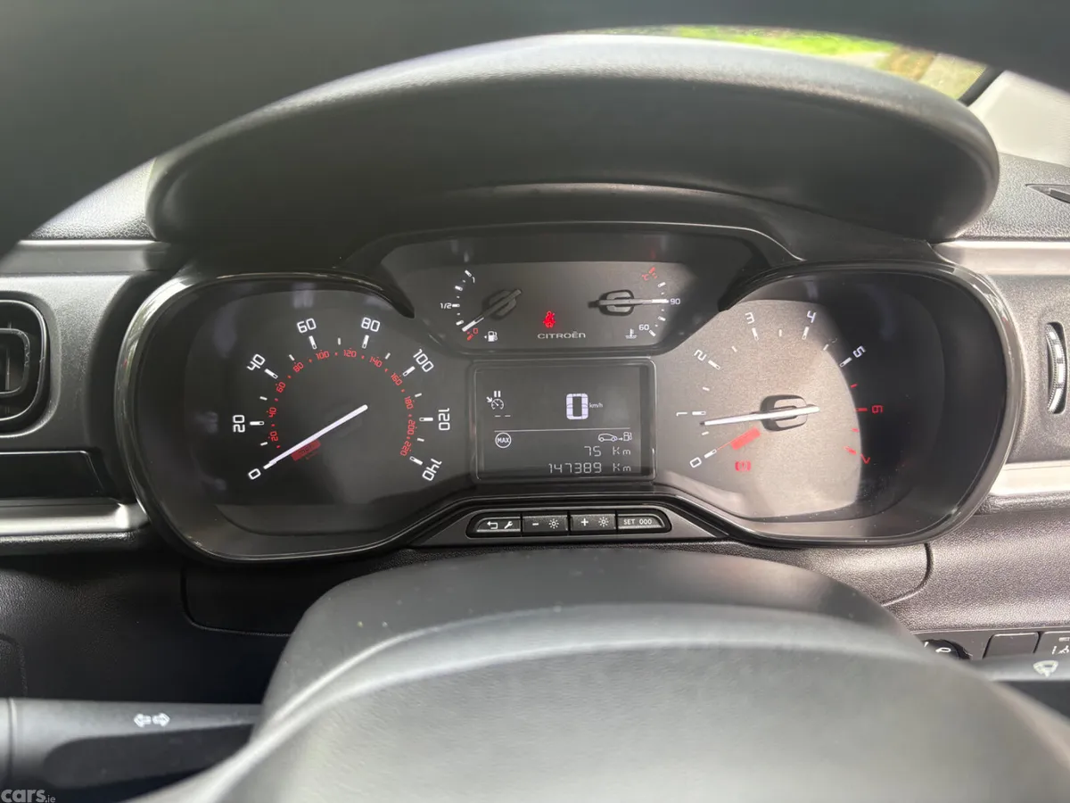 Citroen C3 Hatchback, Petrol, 2017, Grey