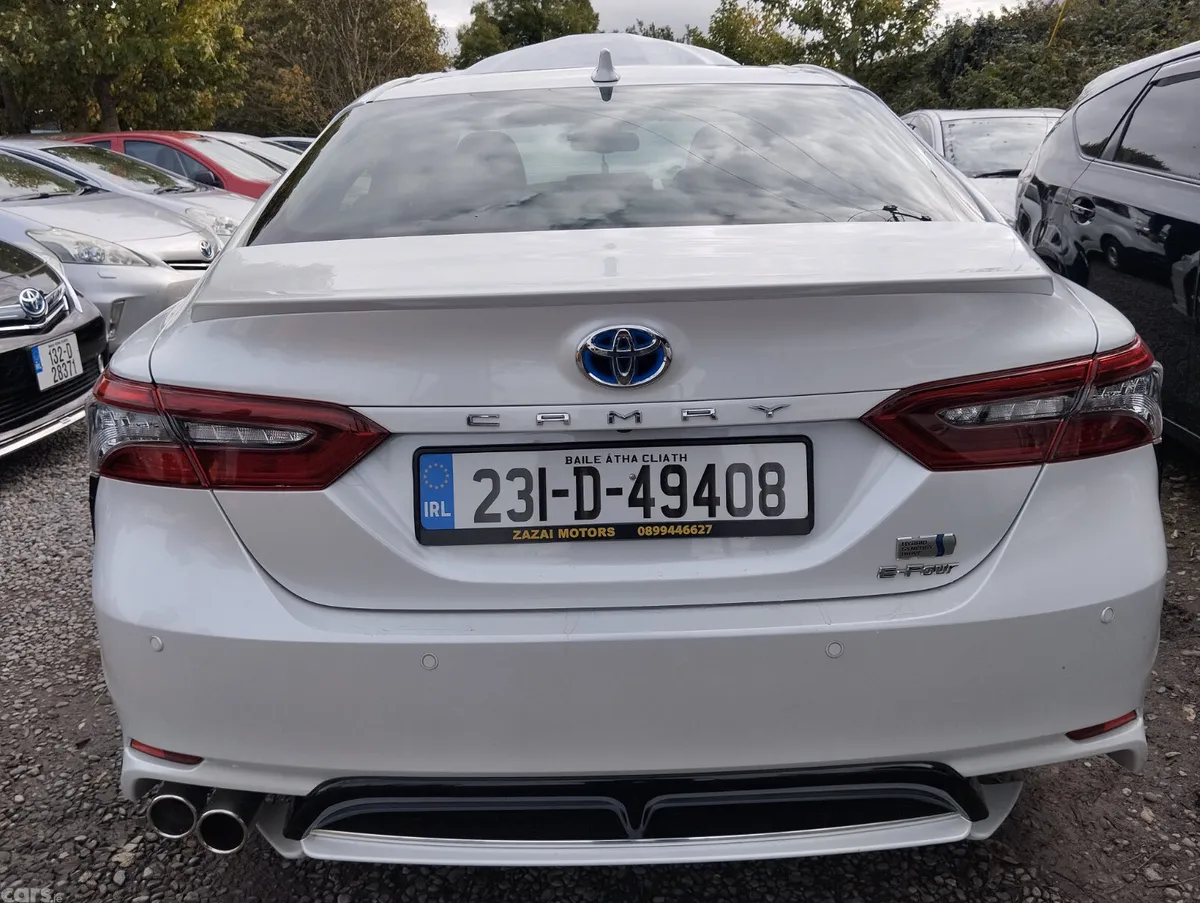 Toyota Camry Hatchback, Petrol Hybrid, 2023, White